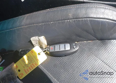 2011 Infiniti Fx35 z USA, uszkodzony, nr VIN JN8AS1MU1BM110279